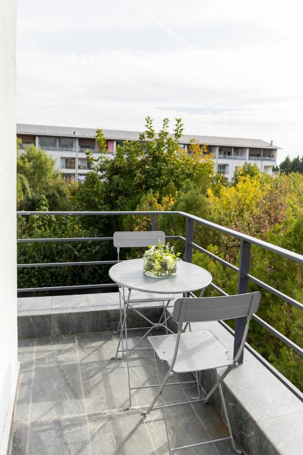 8 I One Bedroom I Airport I Therme Apartment