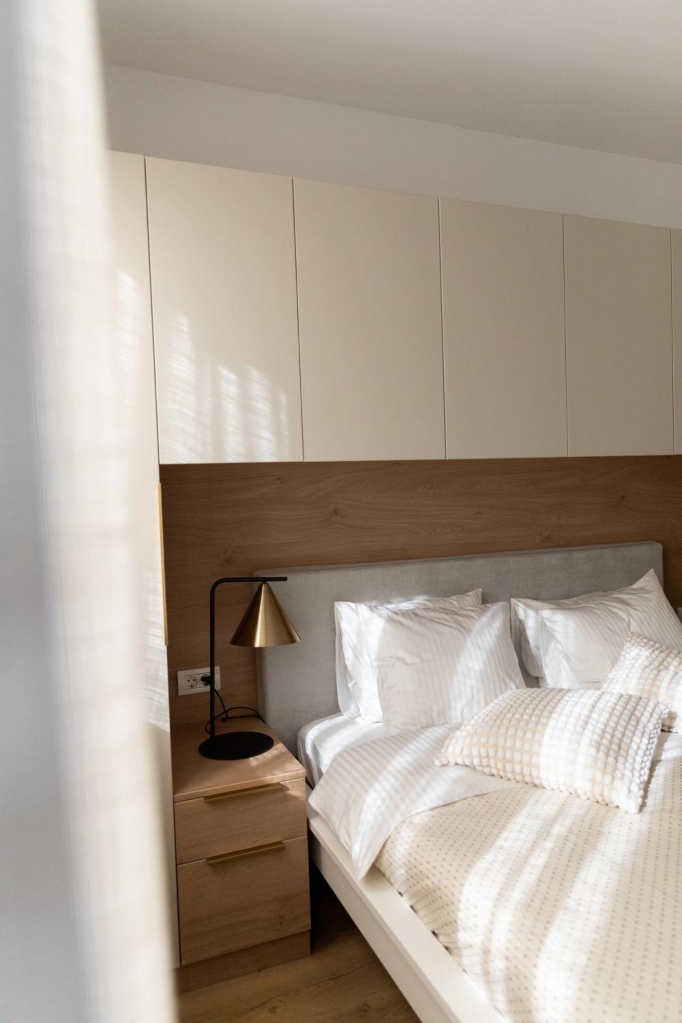 8 I One Bedroom I Airport I Therme Apartment